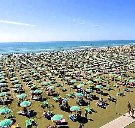 Hotel Charming Flat Only 50m From The With Parking